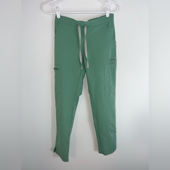 FIGS Green Scrub Pants - Picture 1 of 12